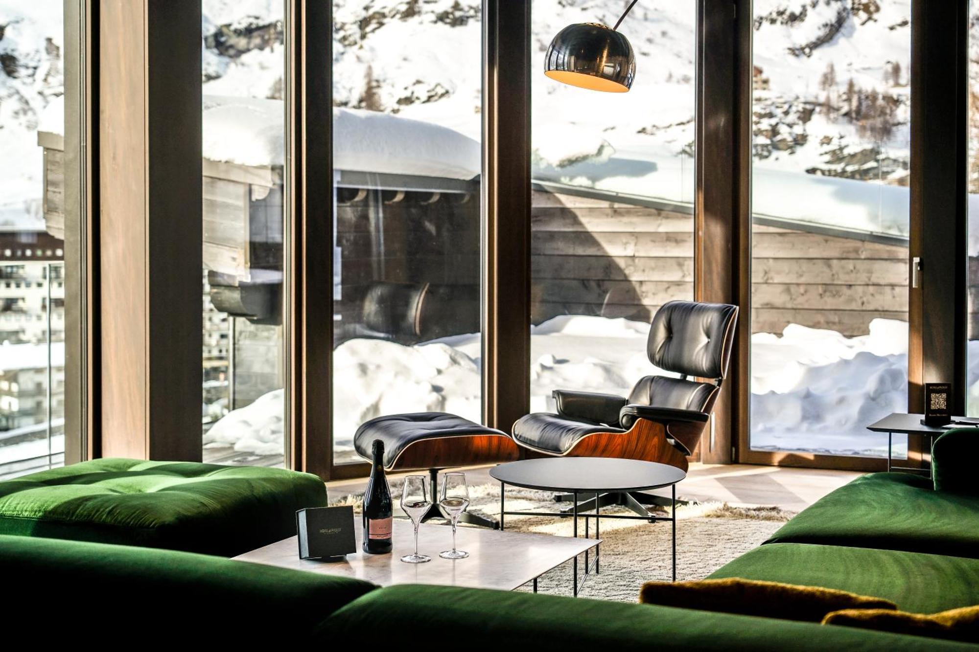 Hotel Al Piolet Breuil-Cervinia Ngoại thất bức ảnh